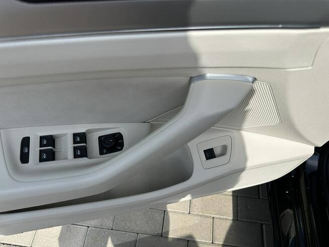 Volkswagen Passat Variant 1Ręka! FullLED Łopatki Kamera Masaż El.klapa Asystent Serwis GWARANCJA