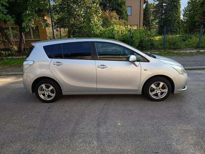 Toyota Verso EXECUTIVE. ksenon, panorama, kamera, 7 osób