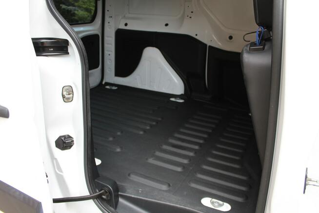 Citroen Berlingo 1,6 Benzyna 120 KM Niski przebieg 103 tys km