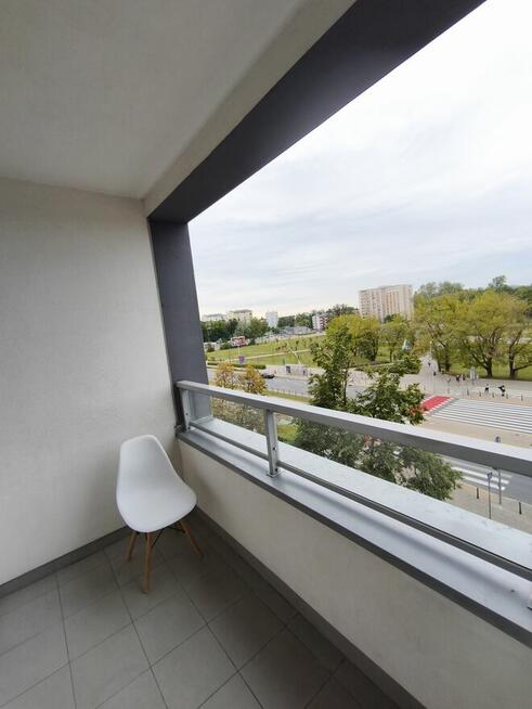 BIELANY/METRO SŁODOWIEC, 2 POKOJE + oddzielna kuchnia