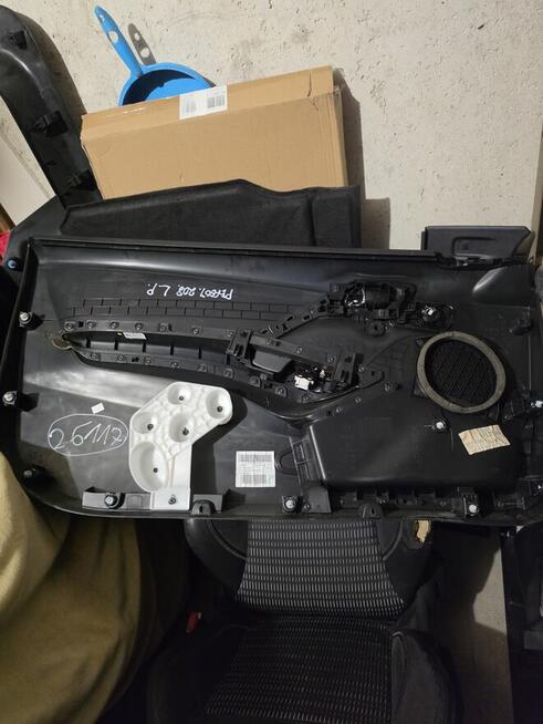 PEUGEOT208 1 15-19 ROK 3D CAŁE WNETRZE FOTELE BOCZKI KOMPLET