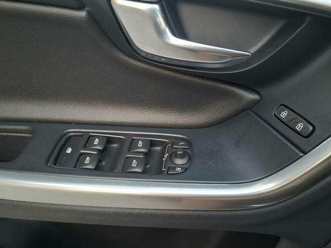 Sprzedam Volvo V 60 2015r