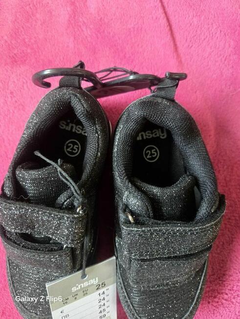 Adidasy dla dziewczynki rozmiar. 25