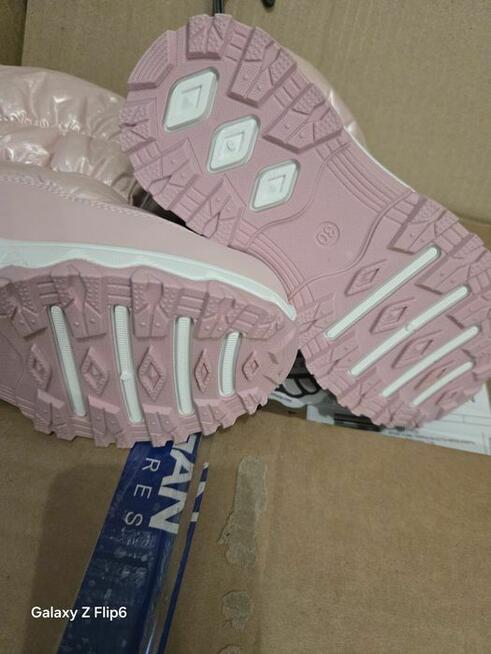 Buty śniegowce dla dziewczynki