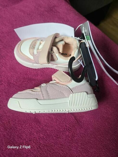 Adidasy dla dziewczynki rozmiar. 20
