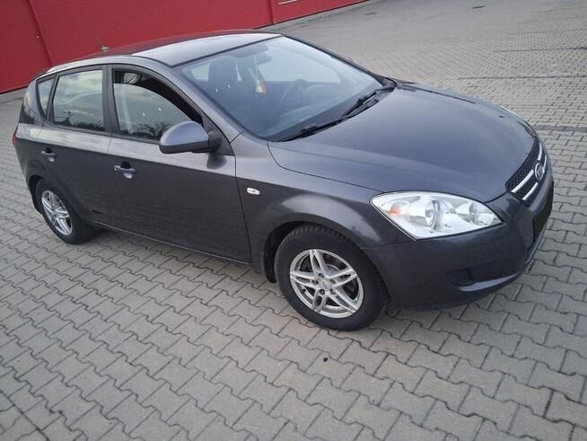 Sprzedam kia ceed 1.4 benzyna