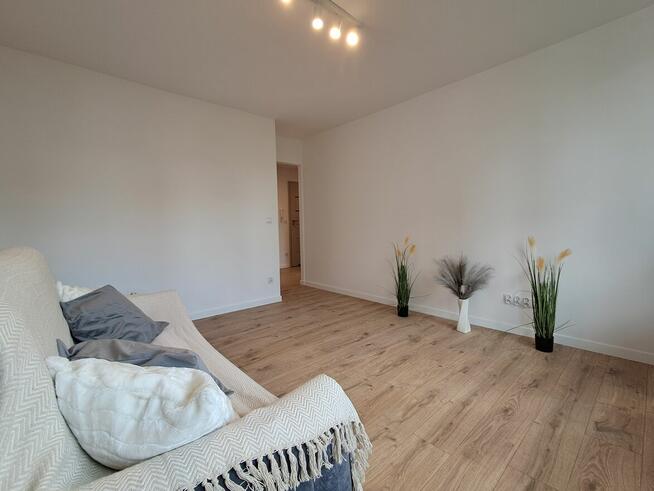 3-POK MIESZKANIE PO GENERALNYM REMONCIE, BRONOWICE, BALKON,