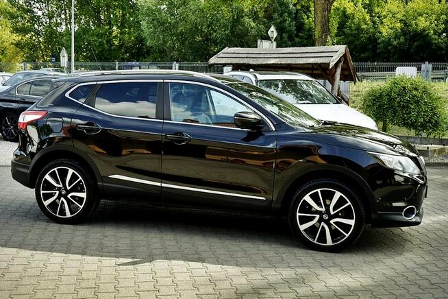 Nissan Qashqai 1,2i skóra, NAVI, kamery 360, Bi-Xenon, 2015r.