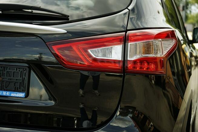 Nissan Qashqai 1,2i skóra, NAVI, kamery 360, Bi-Xenon, 2015r.