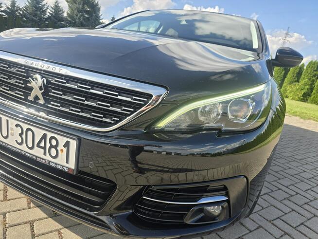 Peugeot 308 SW 1,2Benz. KameraCofania.Ledy.Navi.Parktronic.El.szyby.PanoramaDach