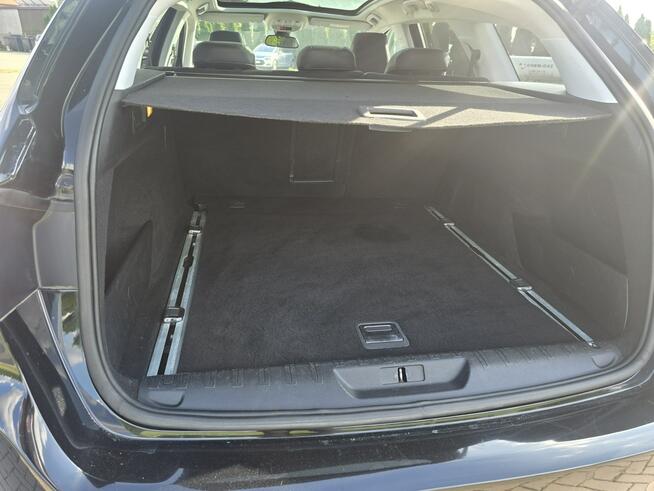 Peugeot 308 SW 1,2Benz. KameraCofania.Ledy.Navi.Parktronic.El.szyby.PanoramaDach