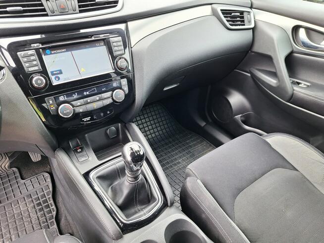 Nissan Qashqai 1.6 163 KM / MT / Szklany dach / Kamery 360 / Full LED / Salon PL
