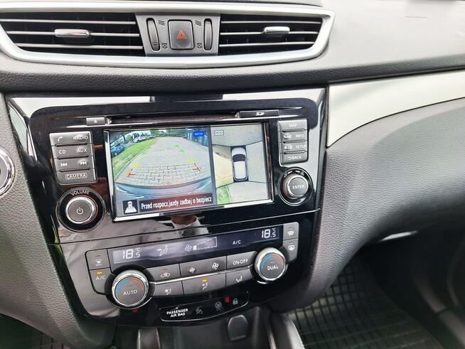 Nissan Qashqai 1.6 163 KM / MT / Szklany dach / Kamery 360 / Full LED / Salon PL