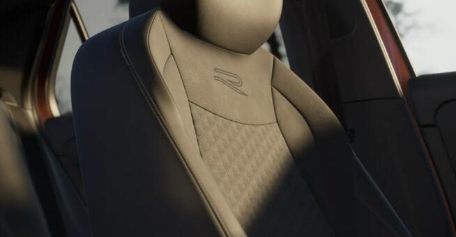 Volkswagen T-Roc R-Line 1.5 eTSI 150KM automat DSG Reflektory IQ. Light Led Matrix Tech