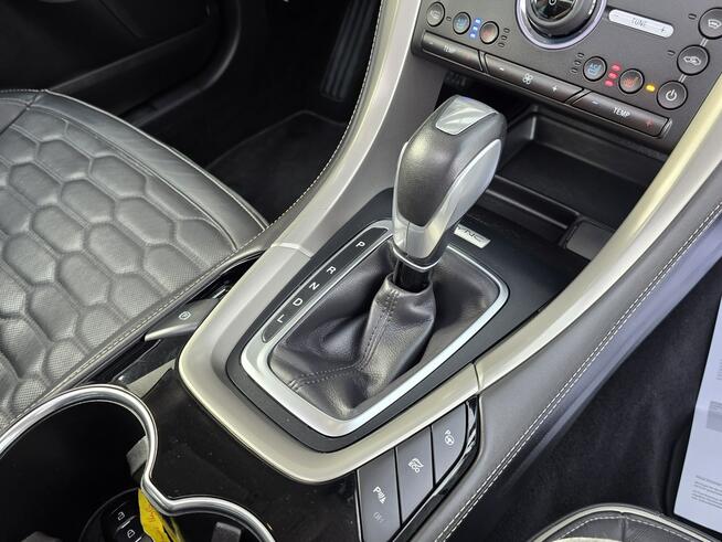 Ford Mondeo VIGNALE /z niemiec od lekarza/ regularny serwis/ nowe opony + hamulce