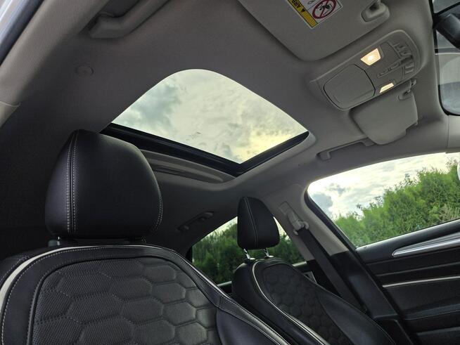 Ford Mondeo VIGNALE /z niemiec od lekarza/ regularny serwis/ nowe opony + hamulce