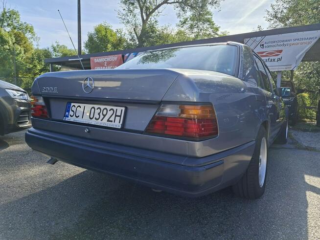 Mercedes E 200 Elektryczne szyby, Elektryczne lusterka, Skrzynia manualna
