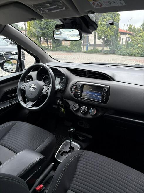 Toyota Yaris Rezerwacja