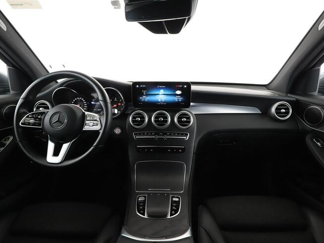 Mercedes GLC 220 4x4 automat navi kamery full LED grzane fotele skóra