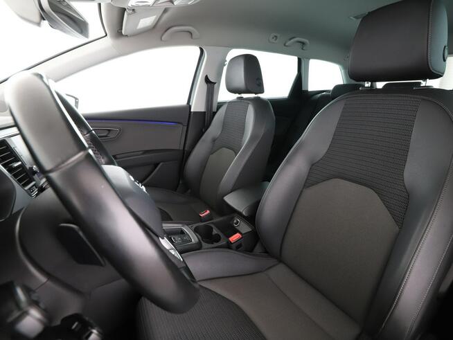 Seat Leon FV23% DSG full LED navi klima auto grzane fotele kamera i czujniki par