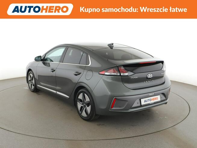 Hyundai IONIQ HEV automat full LED virtual cocpit navi kamera i czujniki parkowania