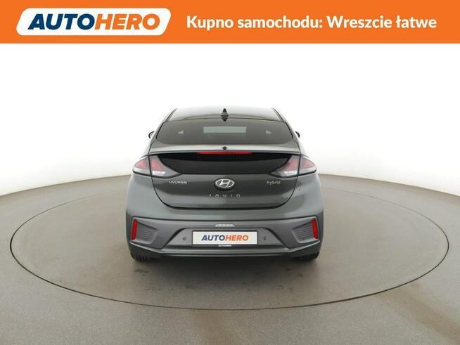 Hyundai IONIQ HEV automat full LED virtual cocpit navi kamera i czujniki parkowania