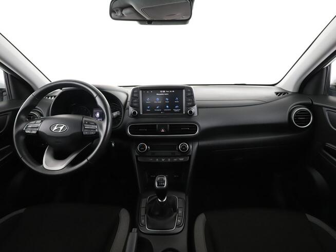 Hyundai Kona led navi kamera klima manual pelen serwis