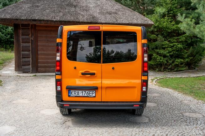Renault Trafic 1.6 dCi 145KM / 9-osobowy / Bluetooth / Zadbany / Salon PL / FV