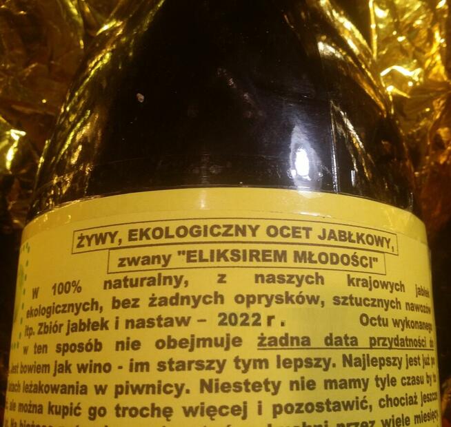 ŻYWY EKOLOGICZNY OCET JABŁKOWY 0,75L + gratis 0,1L z różami