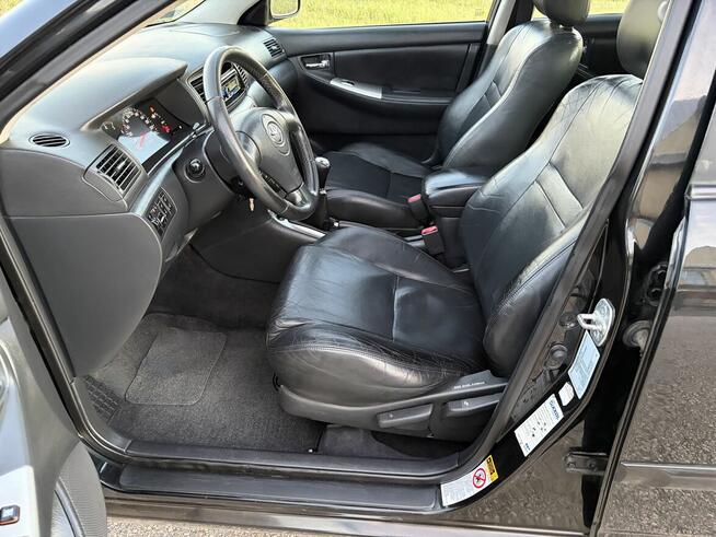 TOYOTA Corolla Exclusive - BDB Wyposażenie