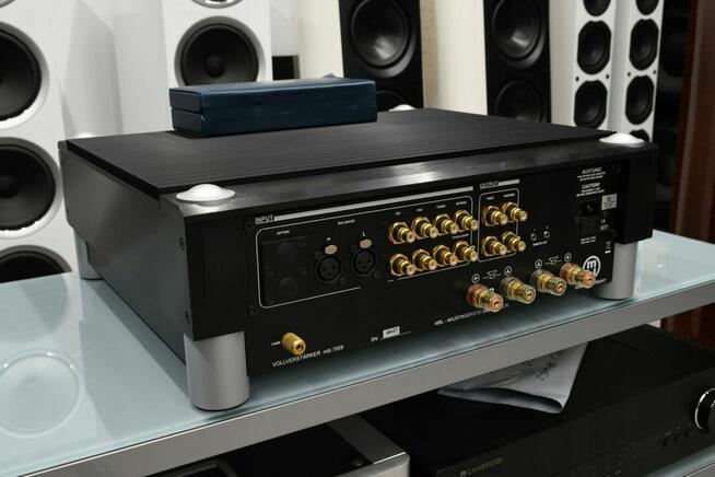 MBL 7008 – wzmacniacz dual mono 2×120 W z pilotem