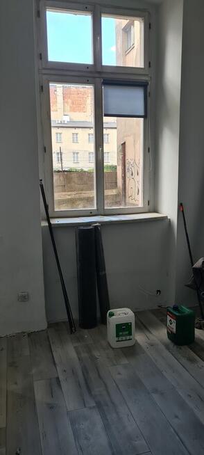 1 pok+k. 21 m2,Centrum, umowa na czas nieokreślony-26 tys.zł