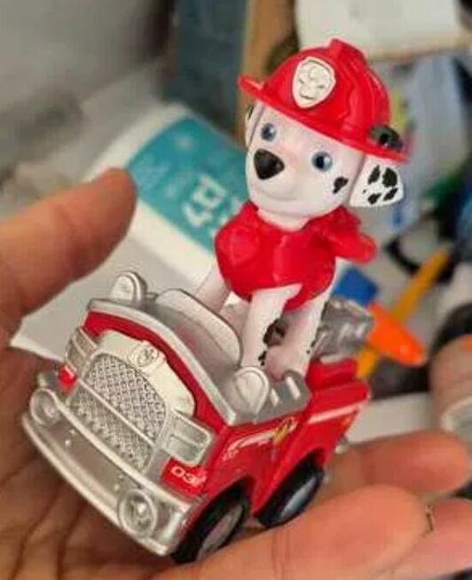 Nowy Zestaw Psi Patrol cztery pojazdy z figurkami + walizecz
