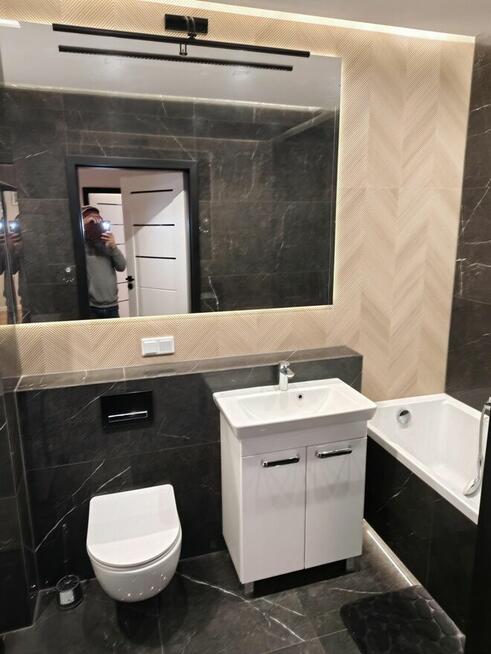 Apartament/Ruczaj/CzerwoneMaki/Piltza