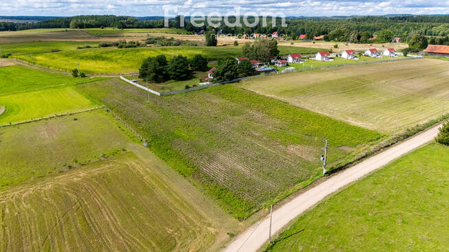 Działka 1490 m² z WZ, widokiem na jezioro | Mazury