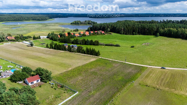 Działka 1490 m² z WZ, widokiem na jezioro | Mazury