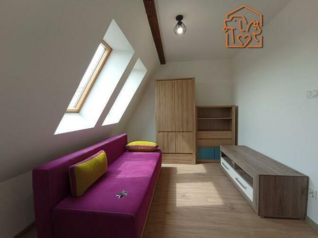 Kawalerka na poddaszu, pet-friendly - Graniczna 11
