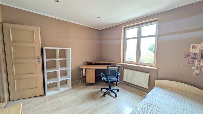 3 pok w spokojnej okolicy w pobliżu centrum