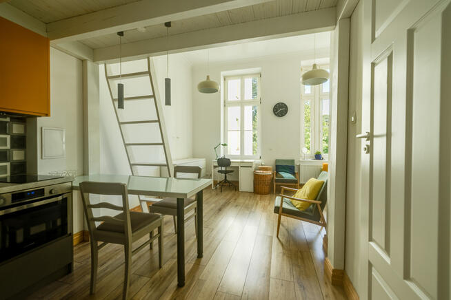 Śródmieście | 30 m² | antresola | parking | zaraz