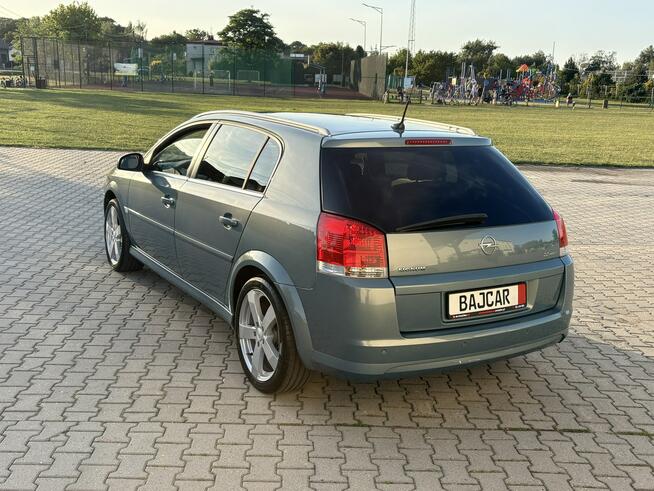 Opel Signum Skrętny Xenon, Czujniki parkowania, Lodówka, Pamięci foteli, COSMO
