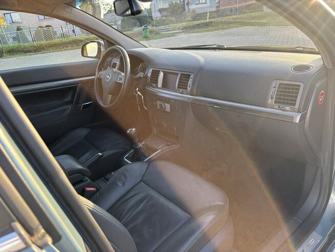Opel Signum Skrętny Xenon, Czujniki parkowania, Lodówka, Pamięci foteli, COSMO