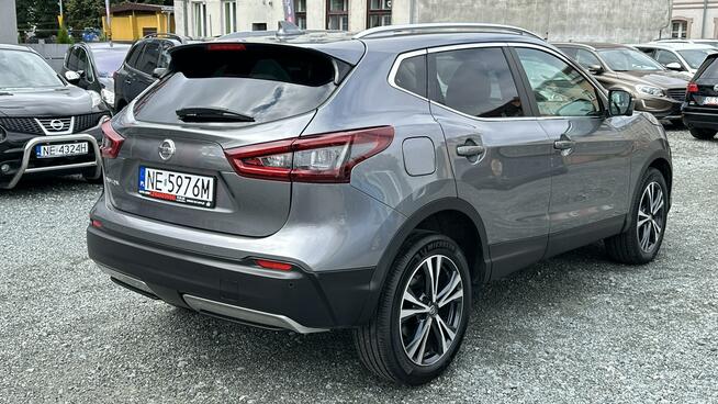 Nissan Qashqai Benzyna Rok 2021 Automat Moc 158KM