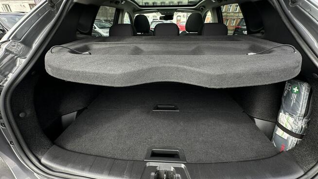 Nissan Qashqai Benzyna Rok 2021 Automat Moc 158KM