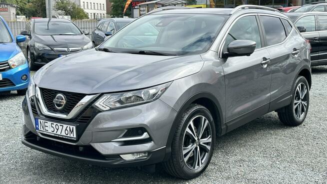 Nissan Qashqai Benzyna Rok 2021 Automat Moc 158KM