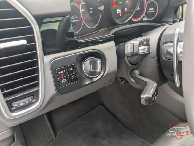 Porsche Cayenne Standard