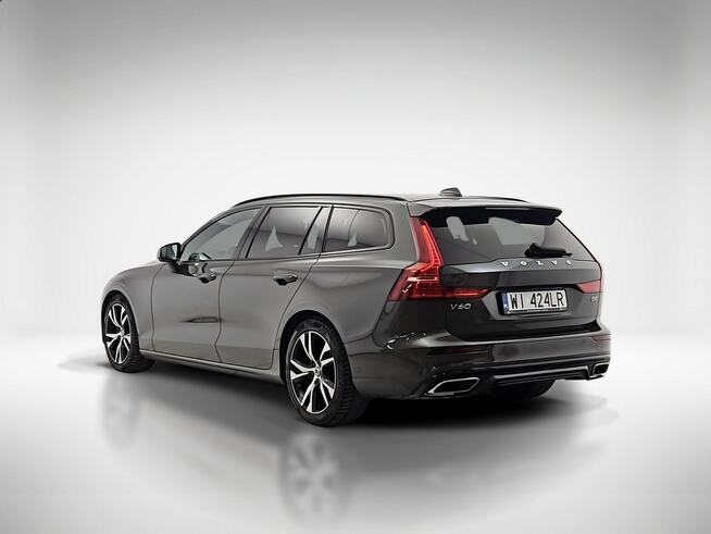 Volvo V60 B4 D Plus Dark aut ! Z Polskiego Salonu ! Faktura VAT !
