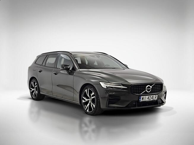Volvo V60 B4 D Plus Dark aut ! Z Polskiego Salonu ! Faktura VAT !