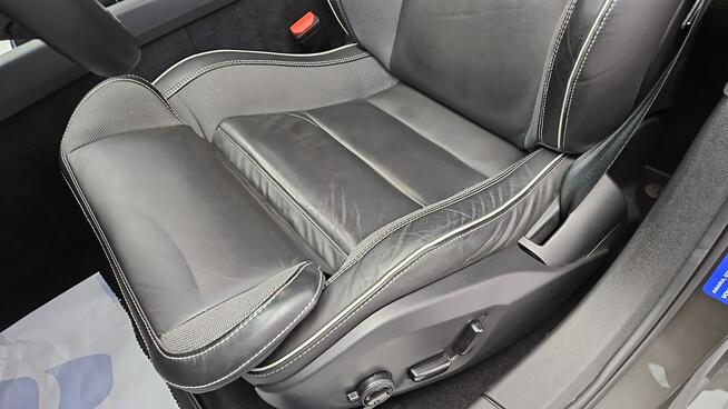 Volvo V60 B4 D Plus Dark aut ! Z Polskiego Salonu ! Faktura VAT !