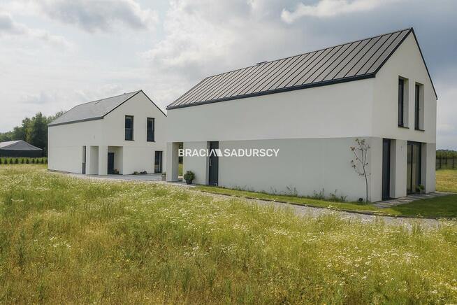 Dom Liszki Mników, Kryspinów, Mników