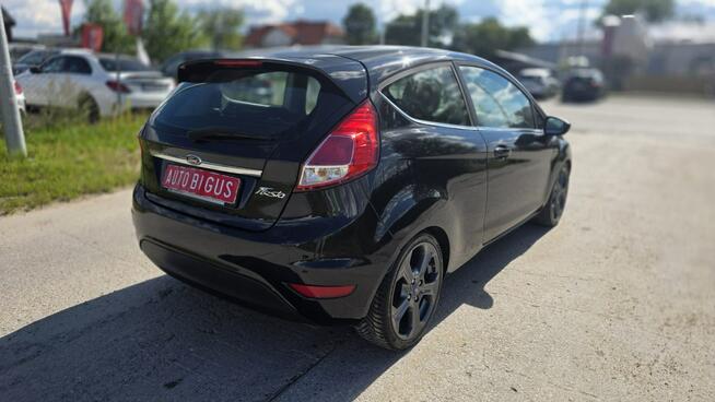 Ford Fiesta climatronic zarejestrowana zwykła benzyna ledy mały przebieg